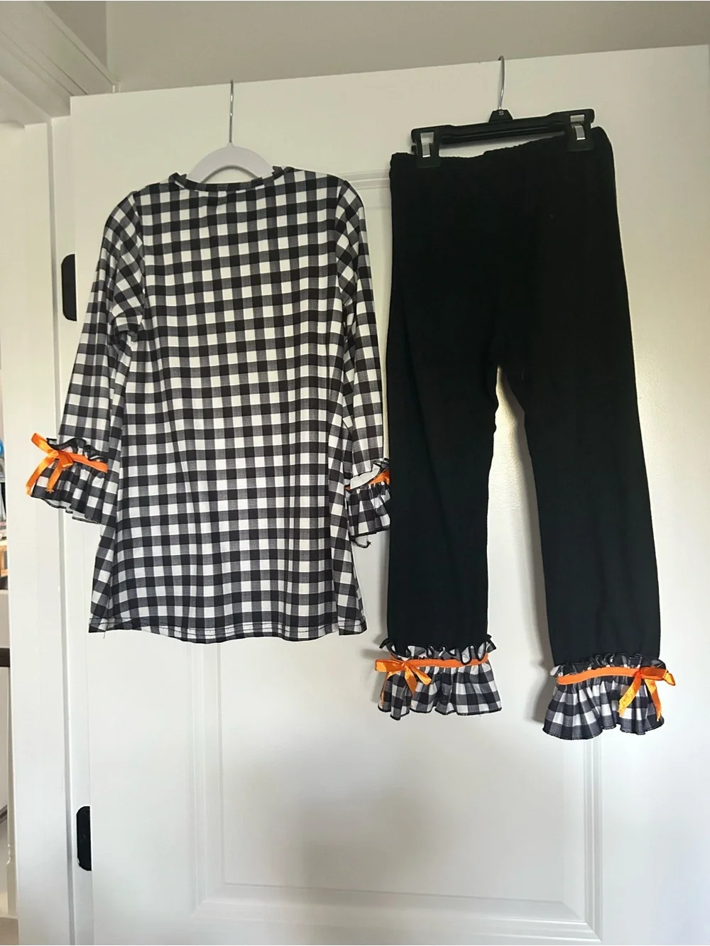 Black & White Gingham Pumpkin Kids Set with Orange Accent